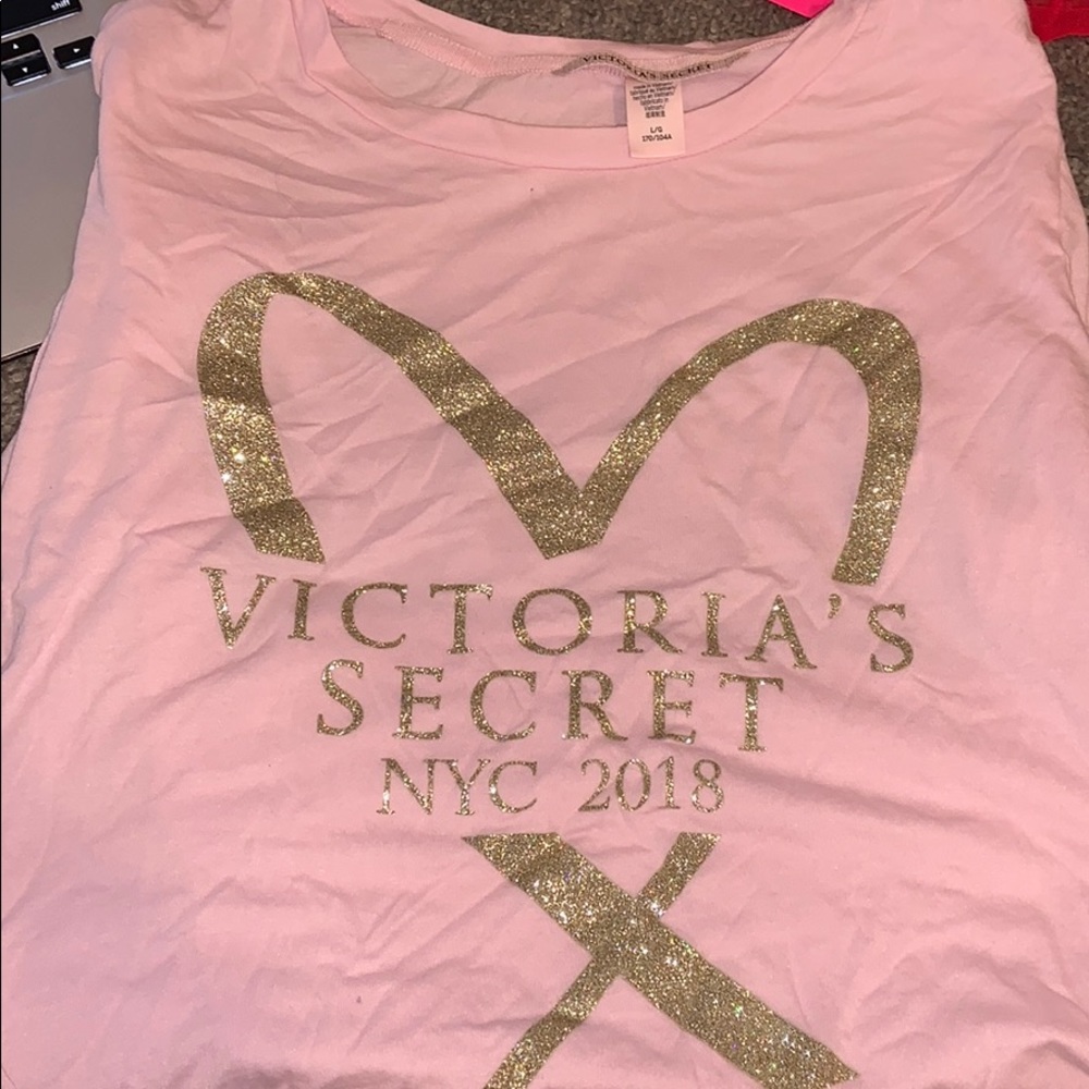 Victoria’s Secret Short sleeve shirt